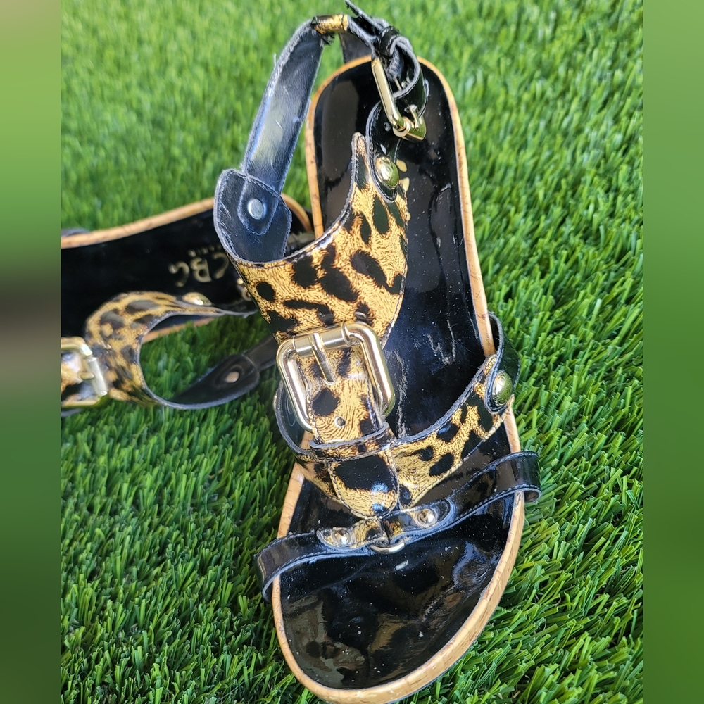 VINTAGE BCBG PARIS Leopard Print Leather Sandals with Black GOLD Accents